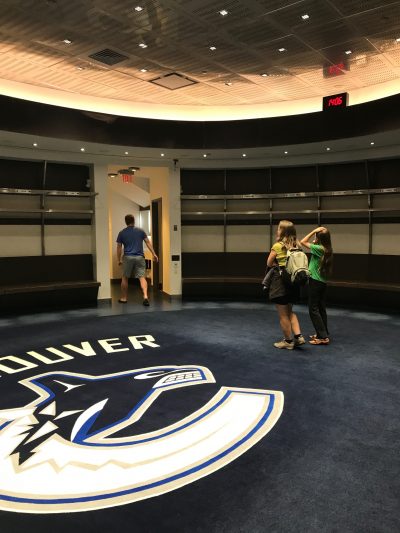 Canucks dressing room tour
