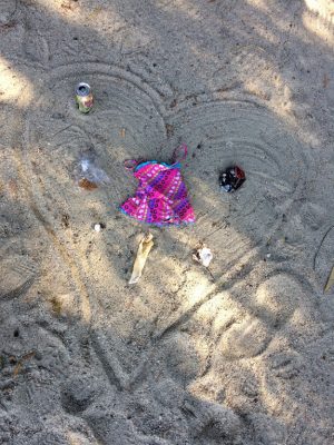 heart art from garbage on beach